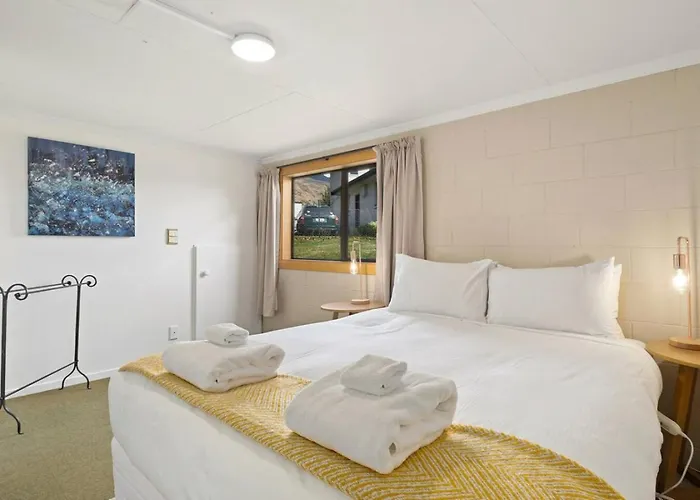 View With A Games That Sleeps 8 Holiday home